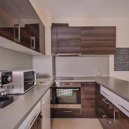Vitosha View One Bedroom By Flat Mаnager Apartment